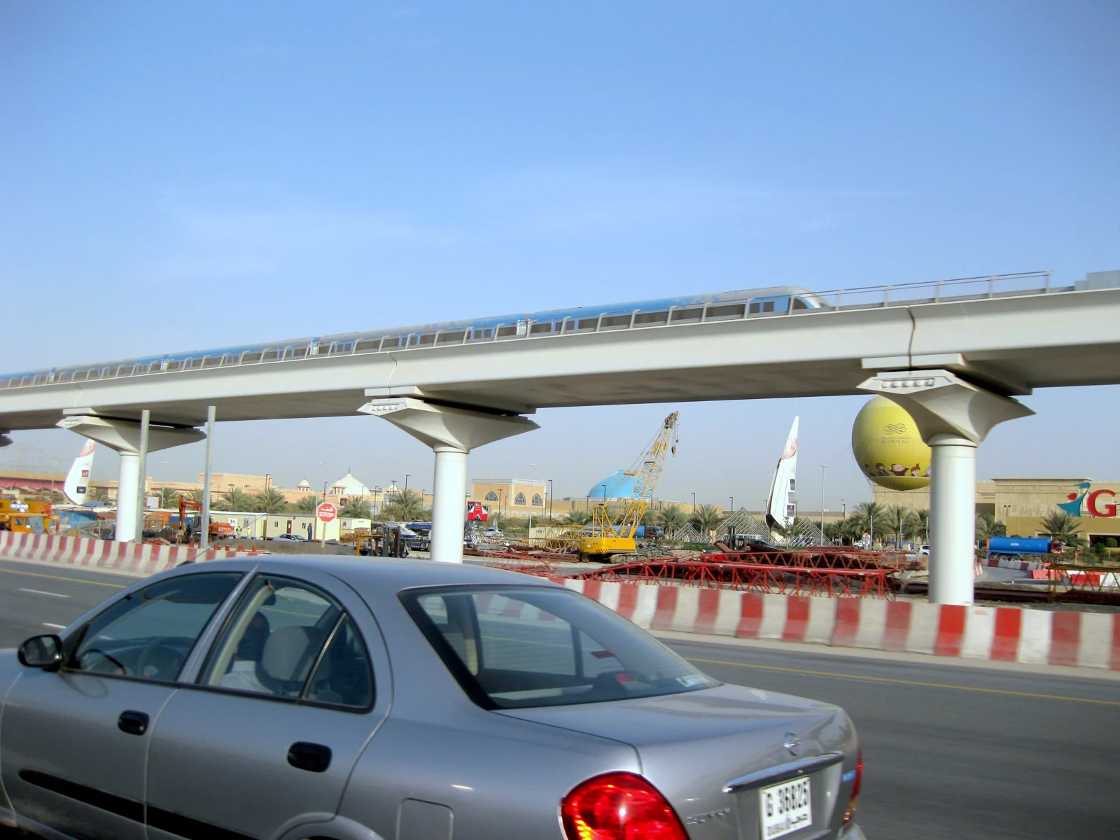 Dubai Metro train on an elevated track, photographed in 2009